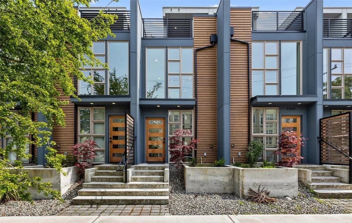 4308 26th Ave SW Unit C, Seattle, WA 98106